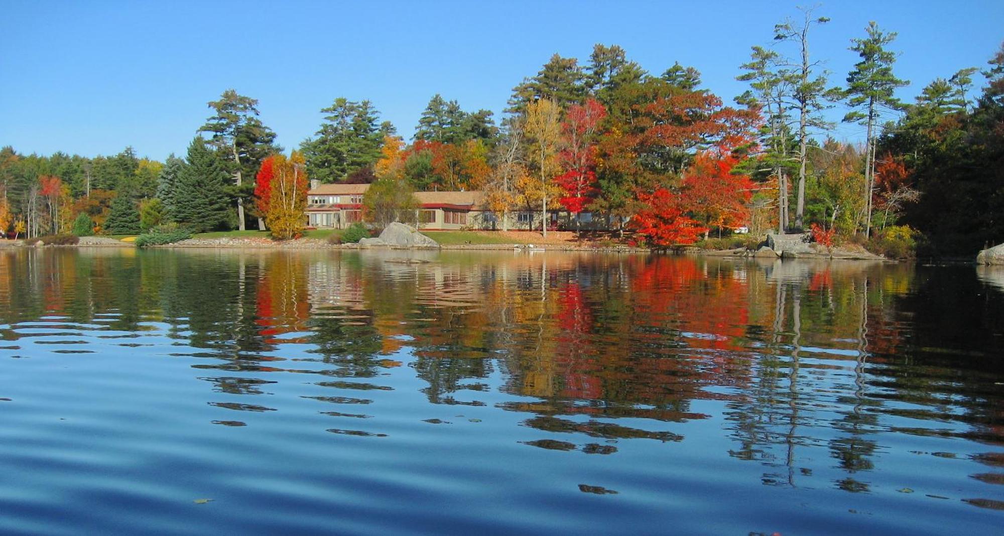 Alamoosook Lakeside Inn Orland Exterior foto